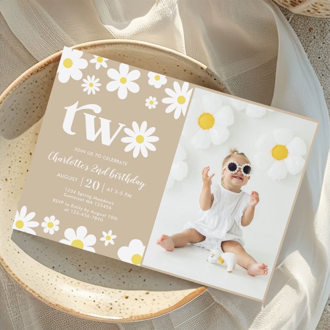 Convite Retro Daisy Duas Foto De segundo aniversário Flora (Criador carregado)