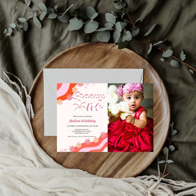 Convite Retro groovy Daisy Groovy Um Primeiro aniversário  (Criador carregado)