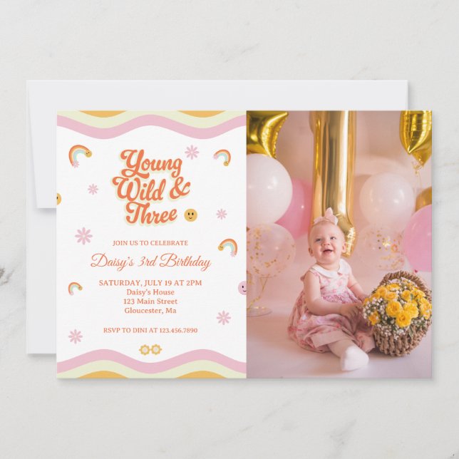 Convite Retro Sorri Jovem Selvagem e Foto de Três Aniversá (Frente)