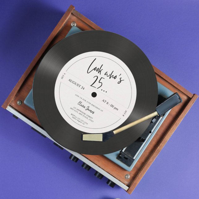 Convite Retro vinyl record look who’s 25, 25th birthday  (Criador carregado)