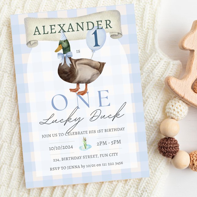 Convite Retron One Lucky Duck primeiro aniversario Blue Gi (One Lucky Duck 1st Birthday Blue Gingham Invitation for Boy )