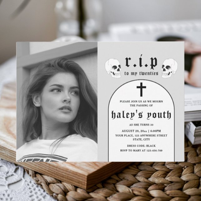 Convite RIP 20 e 20 anos Foto engraçada aniversário de 30  (Criador carregado)