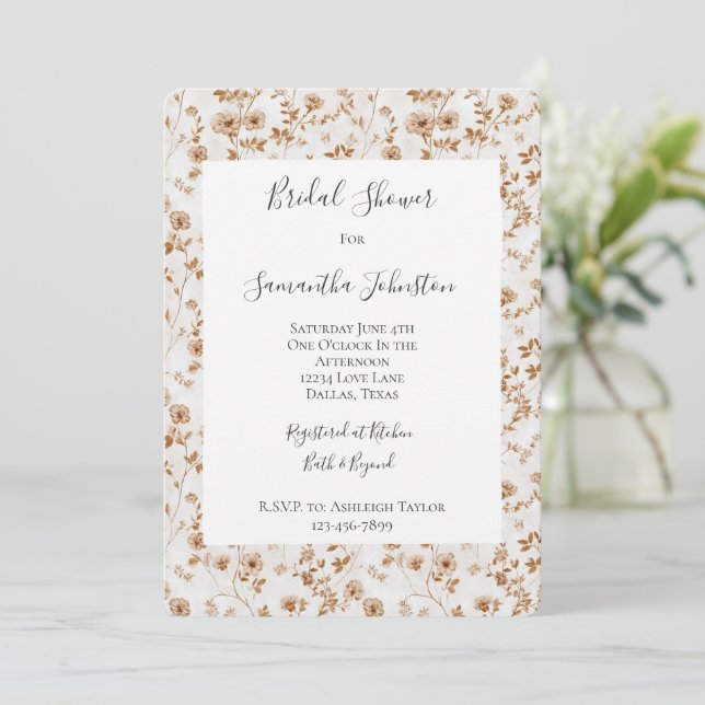 Convite Romantic Cream Brown Floral Bridal Shower (Em pé/Frente)