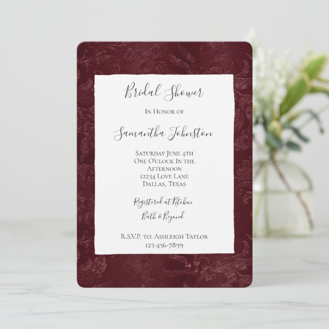 Convite Romantic Deep Red Burgundy Floral Bridal Shower (Em pé/Frente)