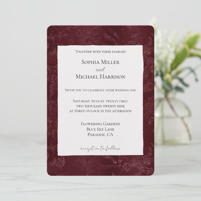 Convite Romantic Deep Red Burgundy Floral Wedding (Em pé/Frente)