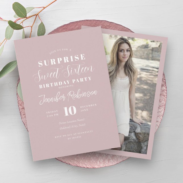 Convite Rosa de Fotografia Simples com Pó SUPERIOR 16 (Simple Blush Dust Rose Photo SURPRISE Sweet 16 Invitation)