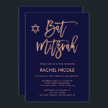 Convite Rosa Dourado Faux e azul Marinho| Bat Mitzvah<br><div class="desc">Esses convites do Bat Mitzvah,  modernos e elegantes,  apresentam tipografia de aparência rosa em um fundo azul escuro e marinho com uma estrela correspondente de David.</div>