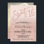 Convite Rosa dourado script chic blush Sweet 16 foto<br><div class="desc">Um rosa, moderno, chico e elegante convite de festas de folha de 16 anos de brilho mbre, com uma moderna tipografia de 16 com folha de ouro rosa e brilha num fundo cor-de-rosa pastel editável. Adicione sua foto atrás ou deixe um fundo rosa. Perfeito para o tema da princesa Doce...</div>