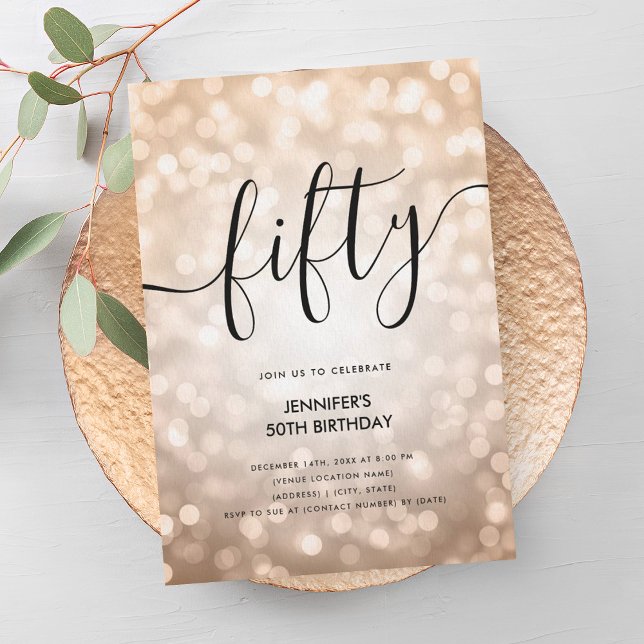 Convite Rosa moderno Dourado Luzes Brilhantes 50º Aniversá (Modern Rose Gold Glitter Lights 50th Birthday Invitation)