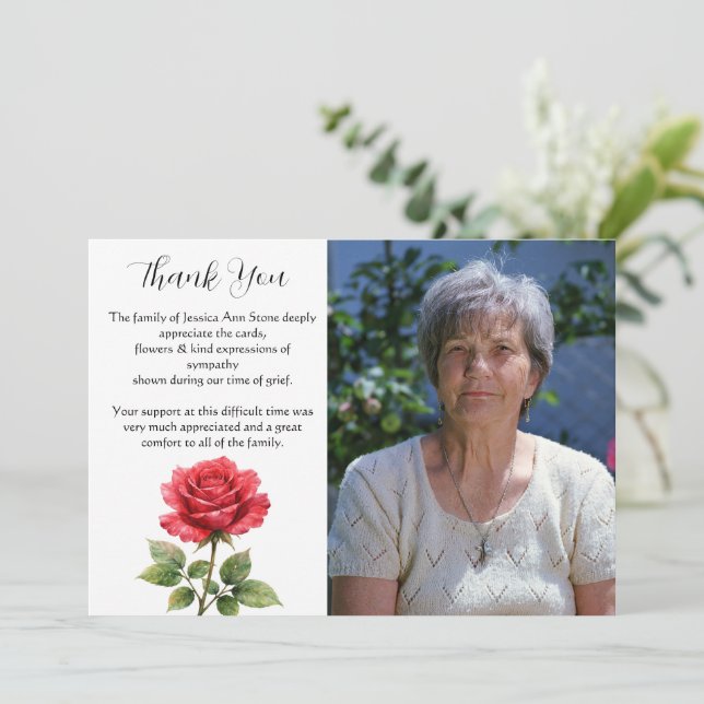 Convite Rosa Vermelha Floral Funeral Morte Obrigado  (Em pé/Frente)