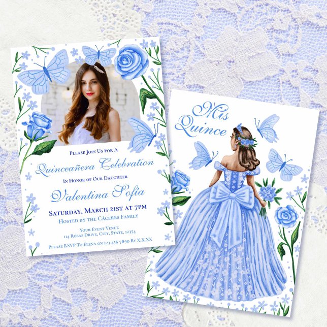 Convite Rosas + Borboletas Azul Claro Foto de Quinceanera (Roses + Butterflies Light Blue Quinceanera Photo Invitation)