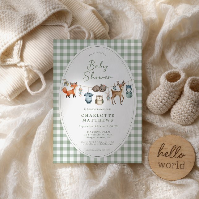 Convite Roupas de Animais da Floresta Baby Shower  (Sweet Woodland Clothesline Gingham Baby Shower Invitation)