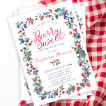 Convite Rustic Boho Berry Sweet Summer 60th Birthday<br><div class="desc">A tempo do Verão de 2024, a nossa nova marca de Verão de Berry Bliss. Americana vermelha, branca e azul encontra Boho Chic. Morangos, framboesas e mirtilos de fundo branco criam uma vibração patriótica nesta design botânica de bagas. Berry Sweet está escrito em um roteiro vermelho divertido e casual que...</div>