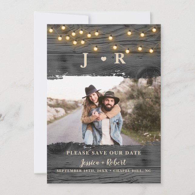 Convite Rustic String Lights Photo Save the Date Card (Frente)