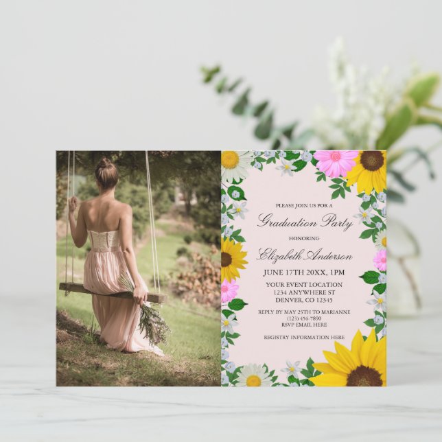 Convite Rustic Sunflower Daisy Floral Graduation Party (Em pé/Frente)
