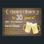 Convite Rustic Surprise Cheers and Beers aniversário de 30<br><div class="desc">Rustic Surprise Cheers and Beers aniversário de 30 anos Invitation. Aniversário Adulto. Aniversário de cerveja para homens. Fundo Preto e Branco do Quadro de Quocientes. Para mais personalização,  clique no botão "Personalizar" e use nossa ferramenta de design para modificar este modelo.</div>