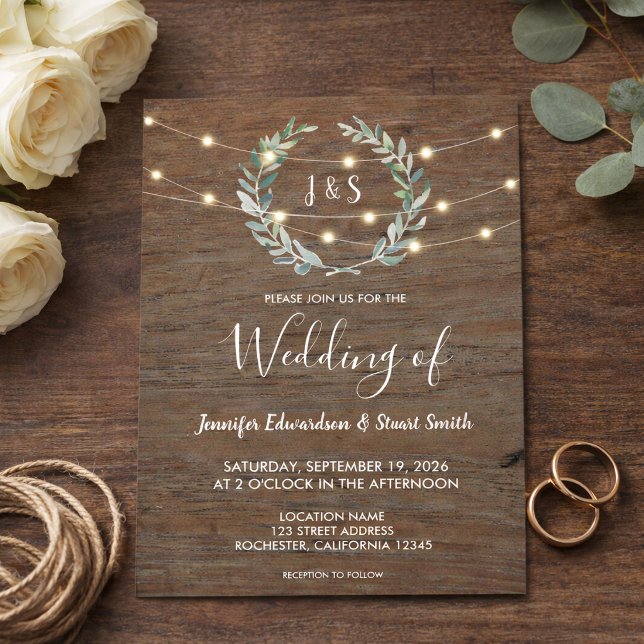 Convite Rustic wood string lights monogram country Wedding (Rustic wood string lights monogram country Wedding Invitation. For your rustic wedding.)