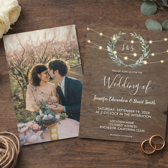 Convite Rustic wood string lights monogram photo Wedding (Rustic wood string lights monogram photo Wedding Invitation. For your rustic country wedding.)