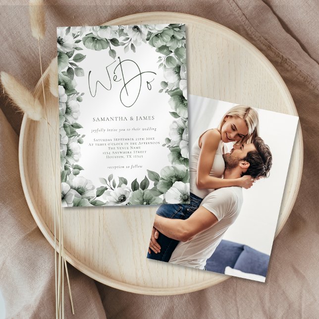 Convite Sage Florals Border Nós Fazemos Um Casamento Fotog (Front and back view)
