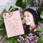 Convite Script De Aquarela Floral Cor-De-Rosa De Bat Mitzv<br><div class="desc">Tenha orgulho, alegria e mostre este marco do seu Bat Mitzvah favorito com este sofisticado e personalizado convite fotográfico! Uma aquarela floral chica, espantosa, rosa e cor de pêssego com um falso script de folha de ouro tipografia rosa moderna poeira empoeirada e serif cinza sobrepõe um fundo de pontos cor-de-rosa...</div>
