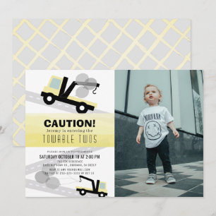 Convite Segundo aniversário rebocável com dois destroço