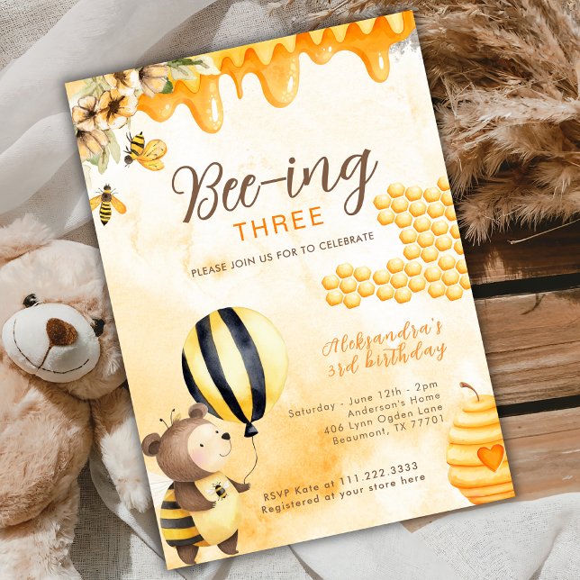 Convite Sendo Três Urso de Mel 3º Aniversário Amarelo (Criador carregado)