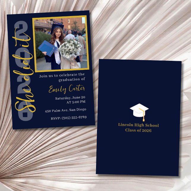 Convite Senior 2026 Graduation Photo Invitation Navy Gold (Criador carregado)