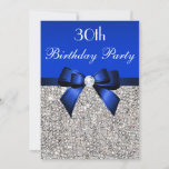 Convite Sequências aniversário de 30 anos Royal Blue Arco<br><div class="desc">Convites de festas aniversário de 30 anos personalizados personalizados de mulheres. Elegante e personalizada celebrações de 30 / 30 / 30 anos da Festa de aniversário convidadas para mulheres com um bonito padrão de sequências impressas de prata, arcos e fitas azuis e gritantes e imagens impressas de imagens bling joels...</div>