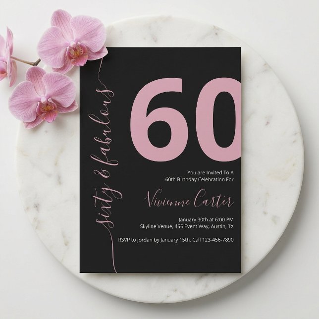 Convite Sessenta e Fabuloso Script Rosa Aniversário de 60  (Sixty and Fabulous Script Pink 60th Birthday Party Invitation)