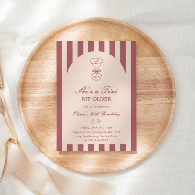 Convite She's A Tini Bit Older Coffee Martini Birthday (Criador carregado)