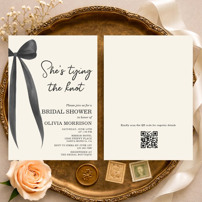 Convite She's Tying the Knot Bow QR Code Bridal Shower (Criador carregado)