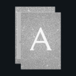 Convite Silver Sparkle Glitter Doce Dezesseis Aniversário<br><div class="desc">Silver Sparkle Glitter Doce Dezesseis Monogramas Nome e Convite de aniversário Inicial. Este convite é perfeito para a Festa de aniversário Silver Sparkle Glitter Sweet 16 que está a tentar celebrar em Silver.</div>