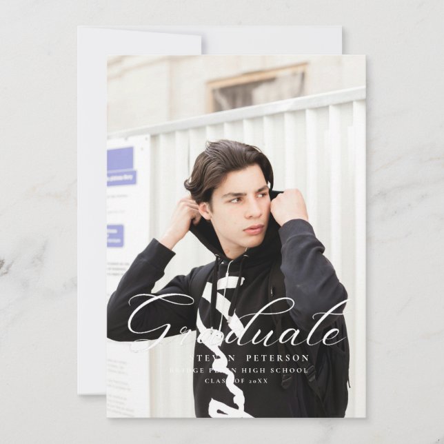 Convite Simple Purple Calligraphy Photo Black Graduation  (Frente)