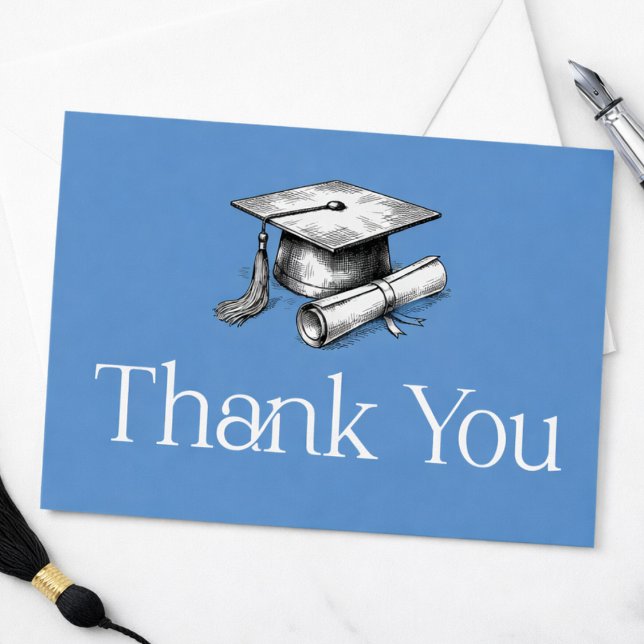 Convite Simples Agradecimento de Graduação Moderna (Graduation Thank You Card. Add your own message. Easy to use. Perfect for a graduate. )