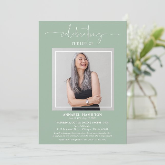 Convite Simples Celebração de Vida Funeral Foto Elegante (Em pé/Frente)