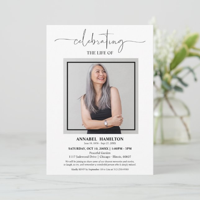 Convite Simples Celebração de Vida Funeral Foto Elegante (Em pé/Frente)