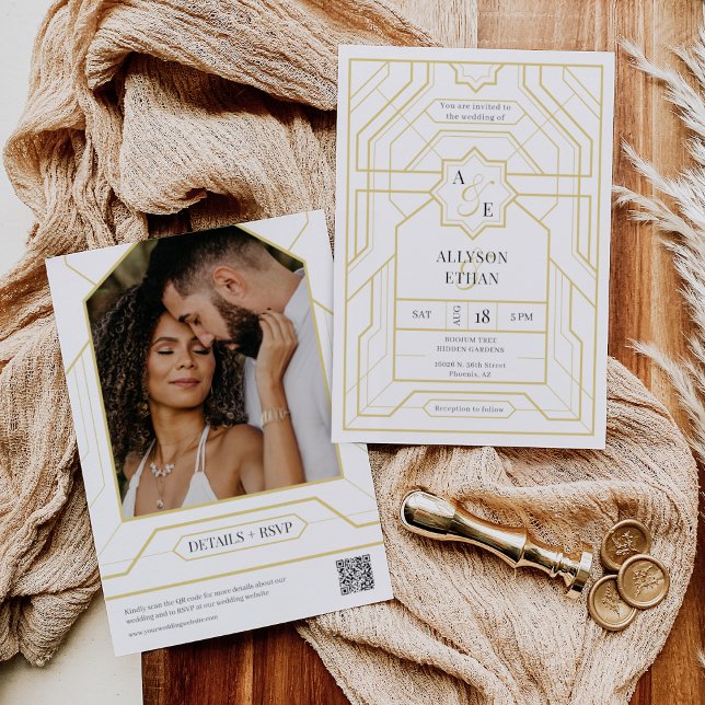Convite Simples Elegante Dourado Art Deco QR Code Foto (Criador carregado)