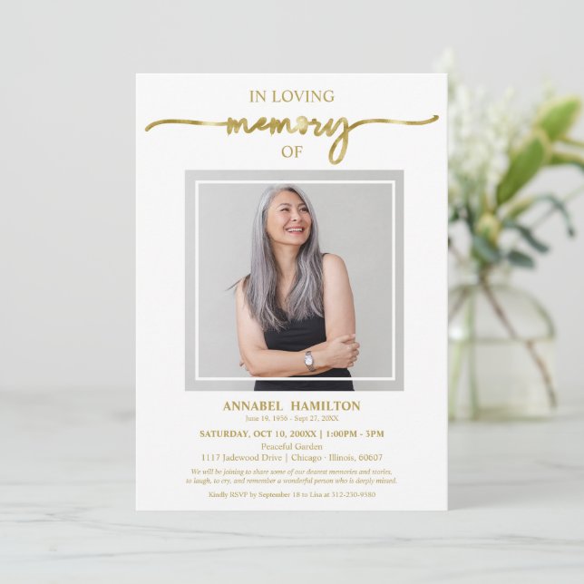 Convite Simples Elegante Em Foto Funeral De Memória Adorad (Em pé/Frente)