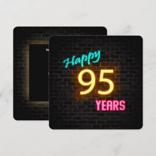 Convite Sinal de aniversário de 95 anos em neon aceso em t