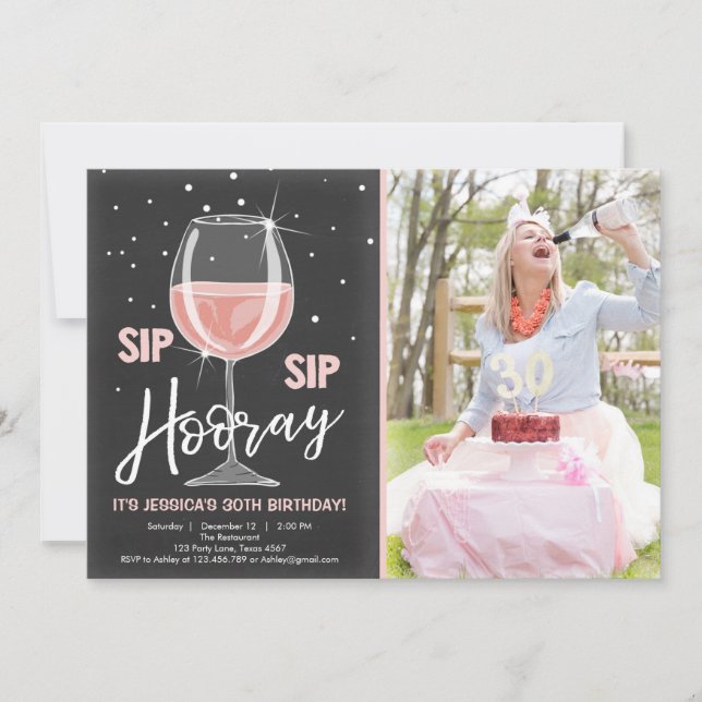 Convite Sip Sip Hooray Chalkboard Wine Adulto Aniversário (Frente)
