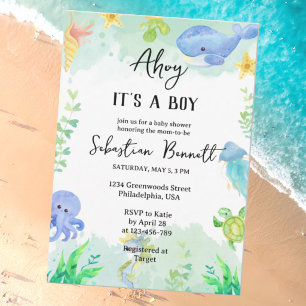 Convite Sob a Ahoy Azul do Mar Náutico É um Menino