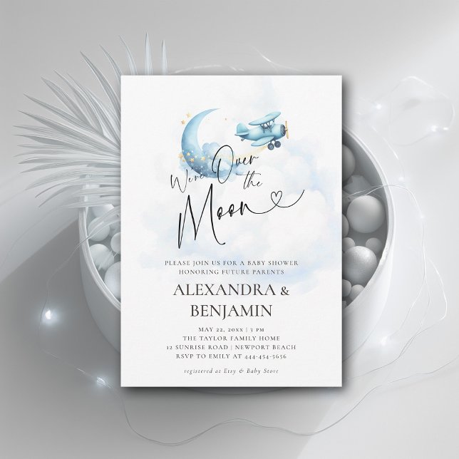 Convite Sobre o Chá de Bebê Menino do Avião das Nuvens das (over the moon baby shower invitation boy toy airplane moon stars watercolor cute adorable)