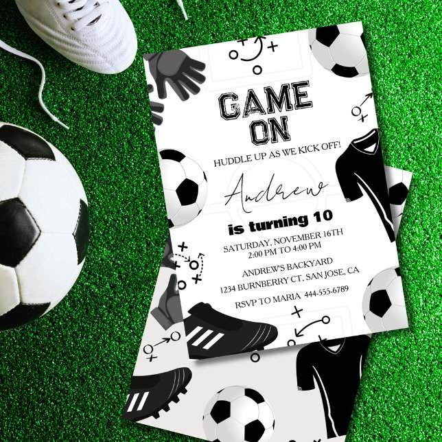 Convite Soccer Boy Birthday Party (Soccer birthday invitation with bold “Game On” text and sporty design.)
