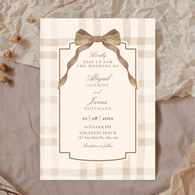 Convite Soft beige brown bow tartan plaid wedding (Criador carregado)