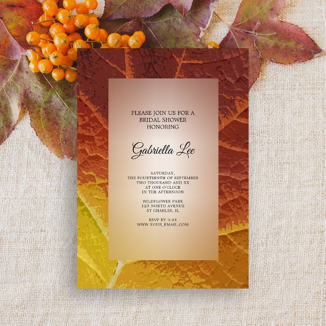 Convite Sombras do Chá de panela Folha de outono (Celebrate your Fall bridal shower with this Shades of Autumn Leaf Invitation.)