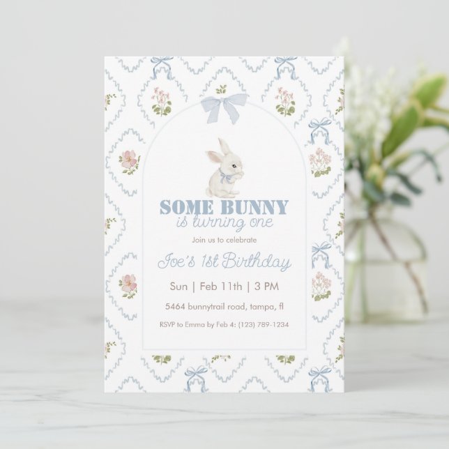 Convite Some Bunny Blue Floral Stripe 1st Birthday (Em pé/Frente)
