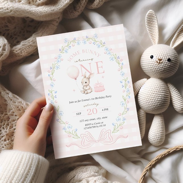 Convite Some Bunny is One Girl's 1st Birthday (Some Bunny is Turning One Pink Gingham Cute 1st Birthday Invite Girl's First Birthday)