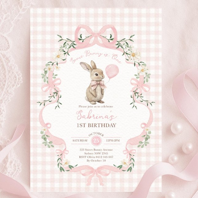 Convite Some Bunny is One: Pink Bow Rabbit First Birthday  (Criador carregado)