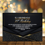 Convite Sophisticated Black 18th Surprise Birthday<br><div class="desc">Este na moda e elegante convite de aniversário preto de estrutura dourada do 18º é perfeito para aqueles que querem fazer uma declaração e dar o tom para o seu evento semiformal ou de gravata negra. O fundo preto proporciona um aspecto elegante e sofisticado, enquanto o quadro dourado adiciona a...</div>