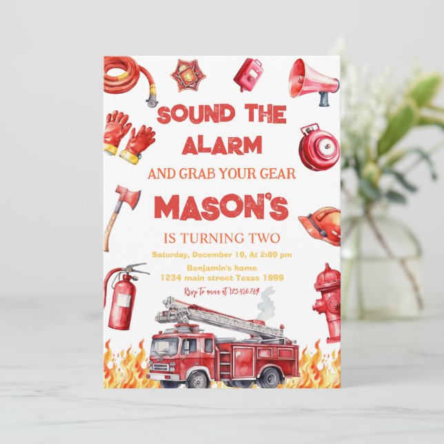 Convite Sound the alarm Fire truck Firefighter Birthday (Em pé/Frente)